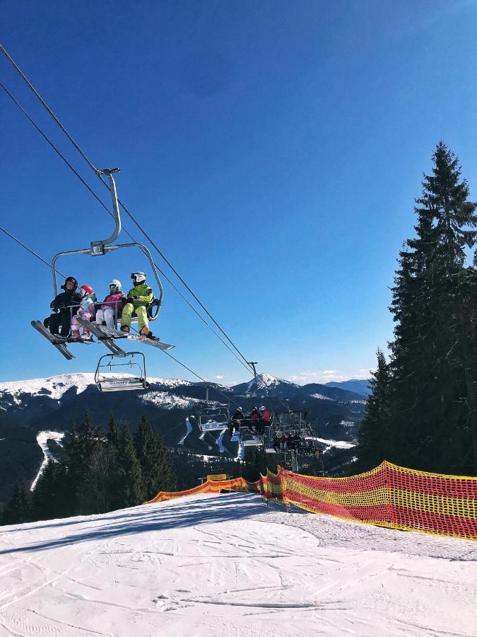 Hotel Osher Bukovel Eksteriør bilde